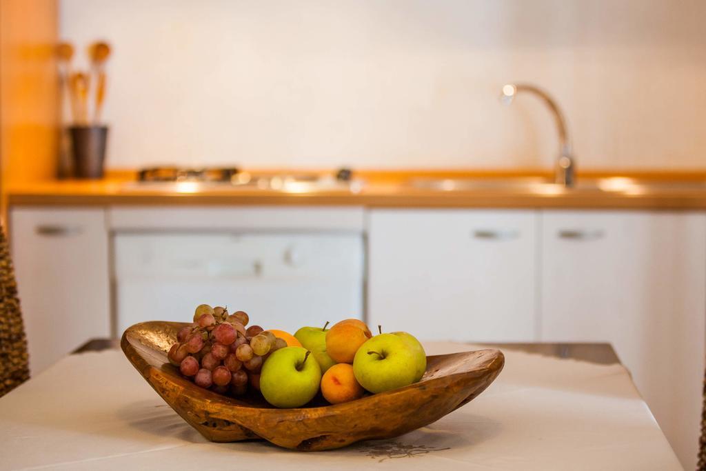 Holiday Home Zlatni San - Private Heated Pool Bol Bilik gambar
